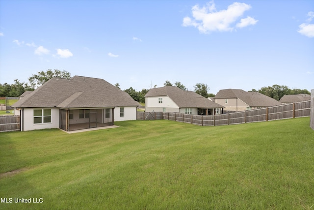 4406 John Wood Ln, Olive Branch, MS 38654 - fenced backyard with a sunroom