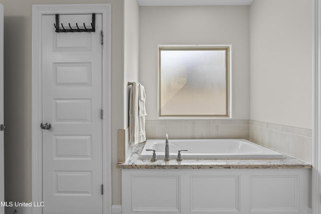 5705 Via Toscana, Ocean Springs, MS 39564 - full bath featuring a garden tub