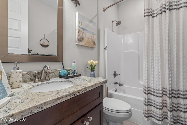 5705 Via Toscana, Ocean Springs, MS 39564 - full bath featuring shower / tub combo, toilet, and vanity