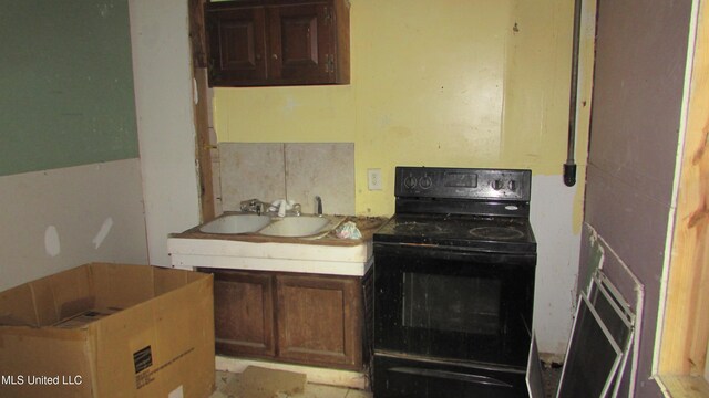 3001 Hewes Ave, Gulfport, MS 39507 - kitchen featuring a sink and black range with electric cooktop