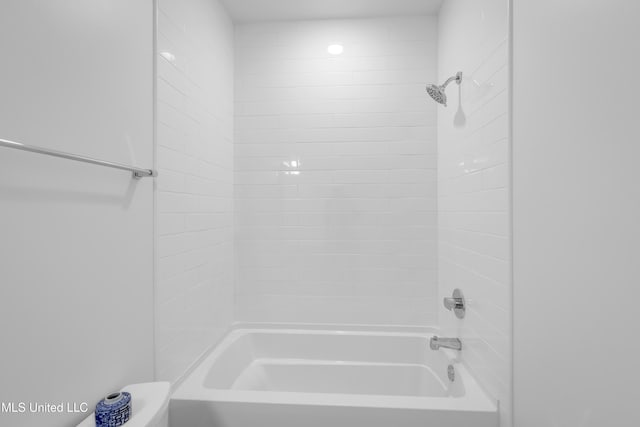 1302 Magnolia St Unit A101, Gulfport, MS 39507 - full bathroom with bathtub / shower combination