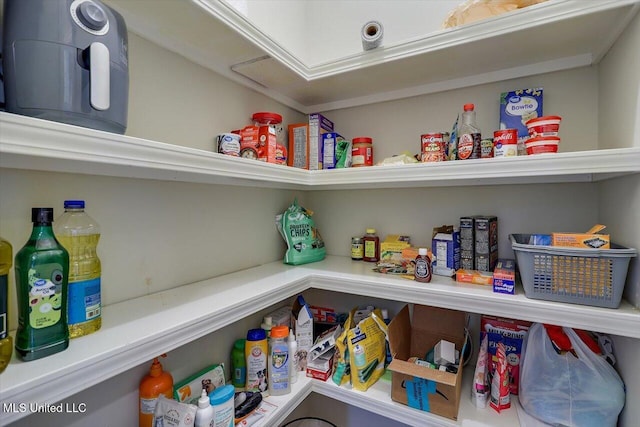 218 Greenfield Ridge Dr, Brandon, MS 39042 - view of pantry