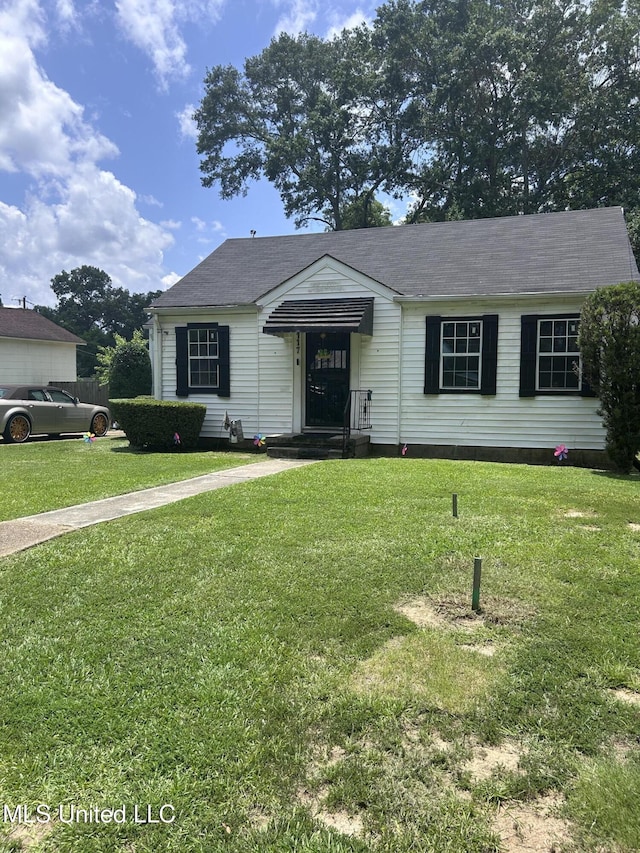 117 Shadow Lawn Dr, Jackson, MS 39204 - view of front of property featuring a front lawn