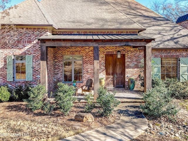 view of front of house featuring covered porch