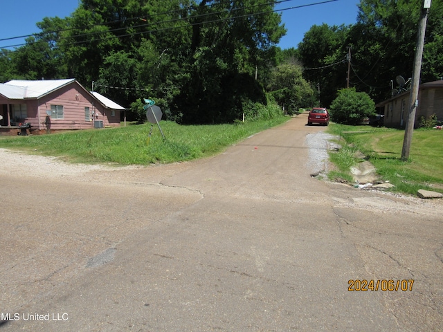 Listing photo 3 for Grady Ave, Yazoo City MS 39194