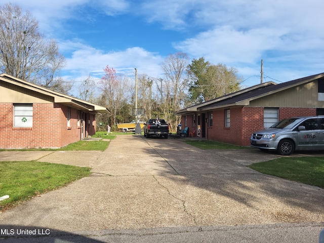 view of side of property