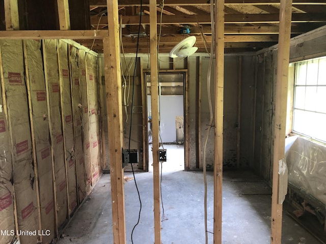 303 Old Spanish Trl, Jackson, MS 39212 - view of miscellaneous room