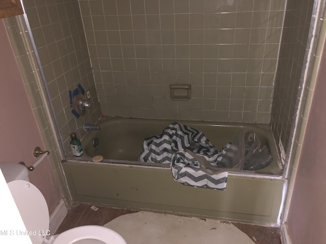 303 Old Spanish Trl, Jackson, MS 39212 - full bathroom with toilet and bathing tub / shower combination