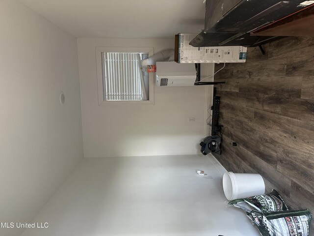 109 Brunswick Cv, Canton, MS 39046 - view of basement
