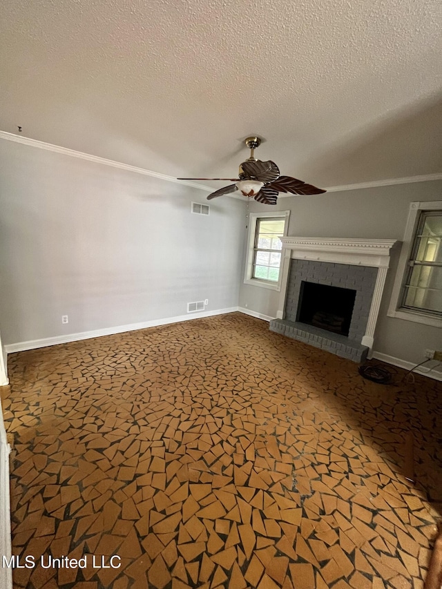 8301 Concord Cv, Southaven, MS 38671 - spare room featuring a textured ceiling, ceiling fan, baseboards, and light wood-style flooring
