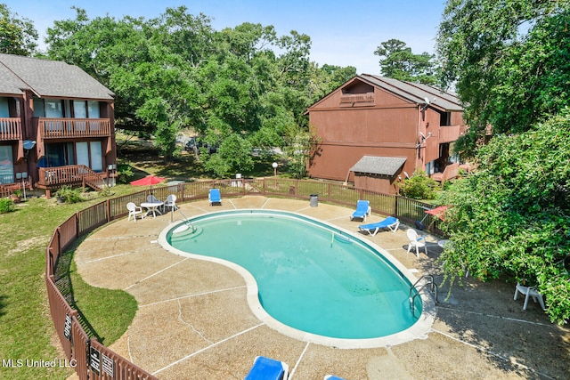 123A Lakeside Villa Dr Unit C, Diamondhead, MS 39525 - community pool with fence and a patio area