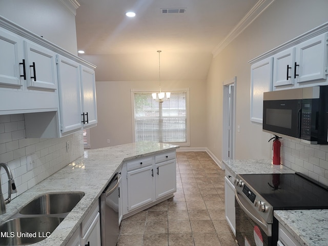 kitchen with visible vents, lofted ceiling, a sink, ornamental molding, and stainless steel appliances