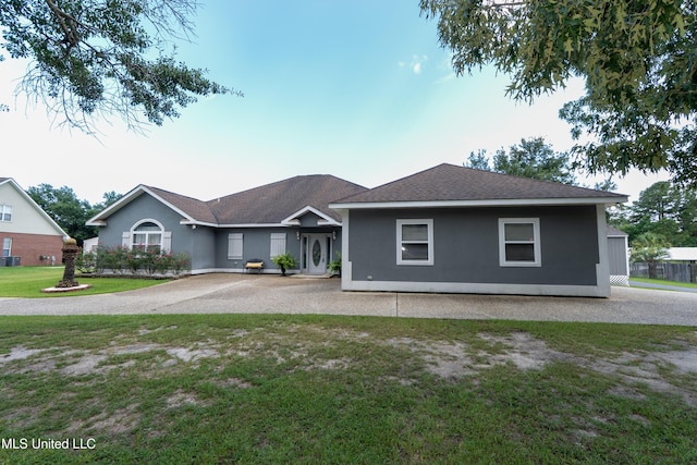 701 S Hill Ct, Biloxi, MS 39532 - ranch-style house featuring a front yard and stucco siding