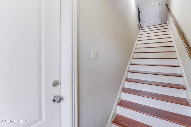 25 Oak Alley Ln Unit 25, Long Beach, MS 39560 - view of staircase
