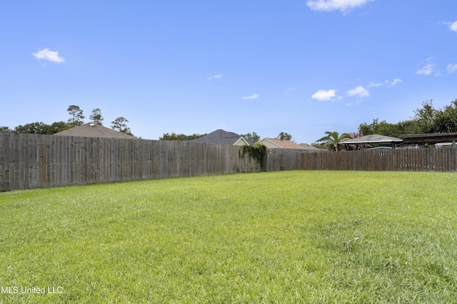 311 Pinecrest Blvd, Long Beach, MS 39560 - view of yard