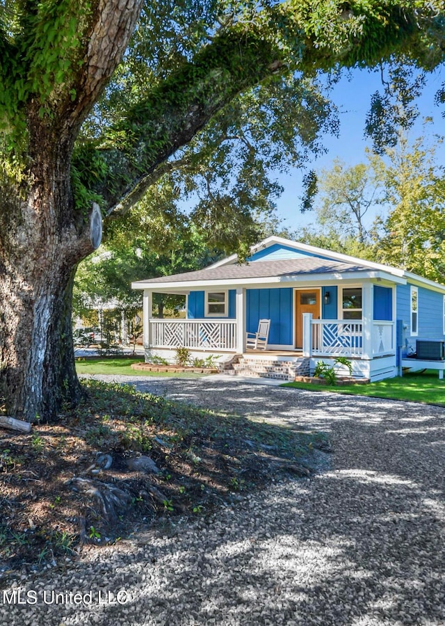 view of front of home