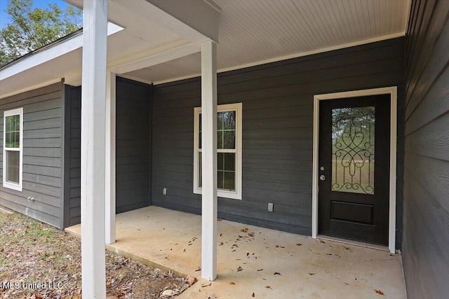 view of property entrance