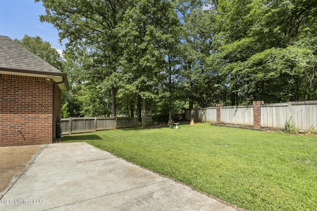 410 Woodland Hills Ct, Madison, MS 39110 - fenced backyard featuring a patio