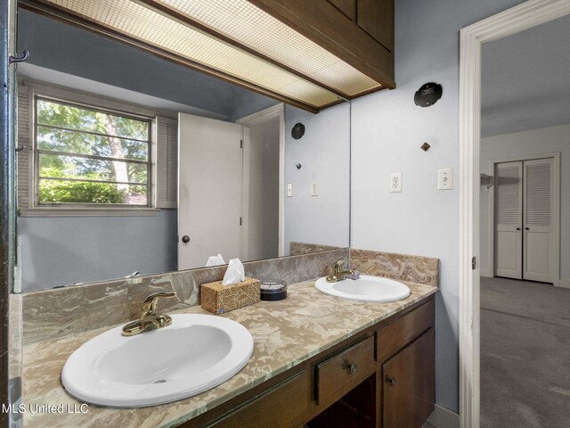 160 Marblehead Ct, Jackson, MS 39211 - bathroom with double vanity