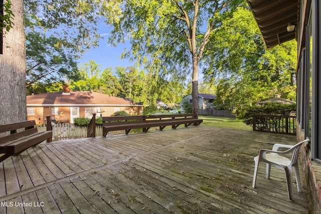160 Marblehead Ct, Jackson, MS 39211 - deck with a fenced backyard