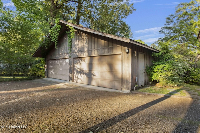 160 Marblehead Ct, Jackson, MS 39211 - view of detached garage