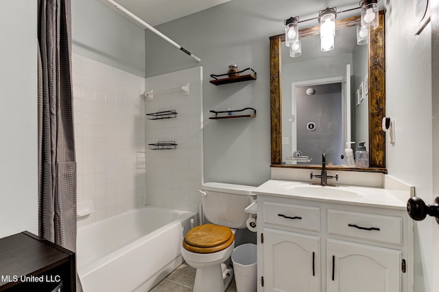 9821 Morgan Manor Dr, Olive Branch, MS 38654 - full bath featuring shower / tub combo with curtain, vanity, and tile patterned floors