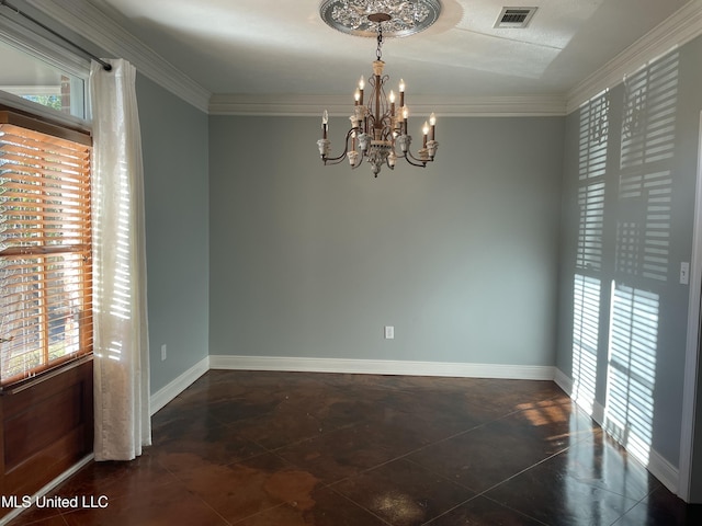 unfurnished room featuring crown molding and a notable chandelier