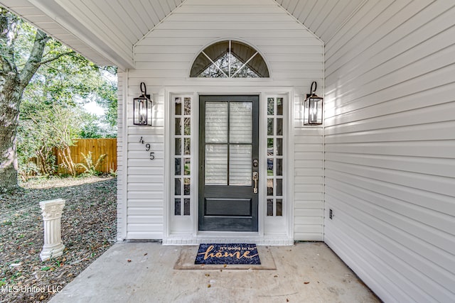 view of entrance to property