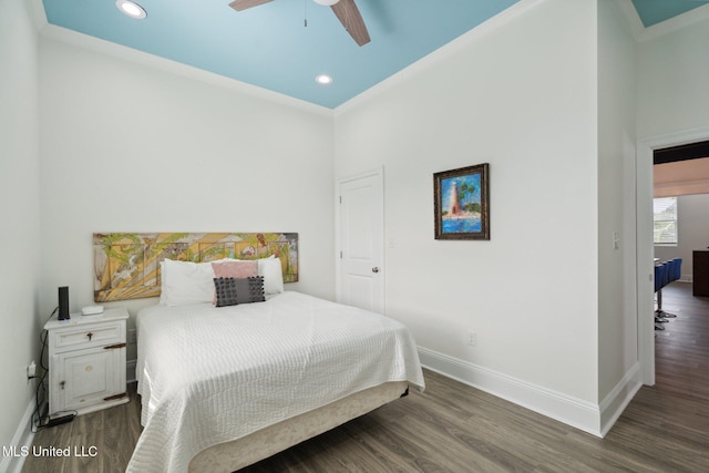 601 E Beach Blvd, Long Beach, MS 39560 - bedroom featuring baseboards, wood finished floors, recessed lighting, and ceiling fan