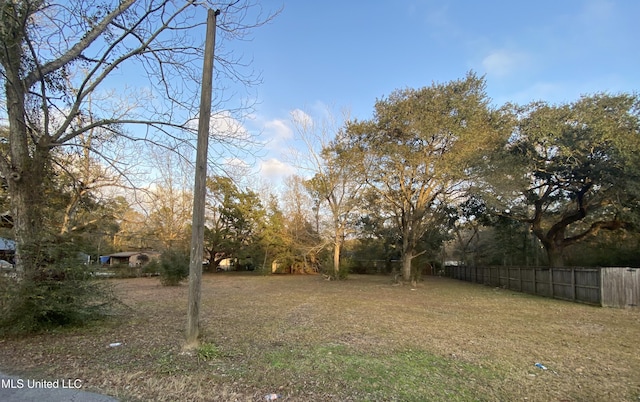 Listing photo 2 for 6924 Barnes Rd, Moss Point MS 39563