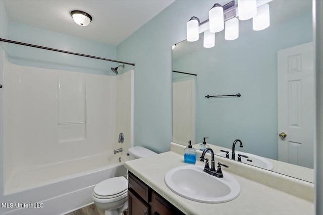 4328 Blaine Cir, Byram, MS 39272 - full bath with vanity and washtub / shower combination