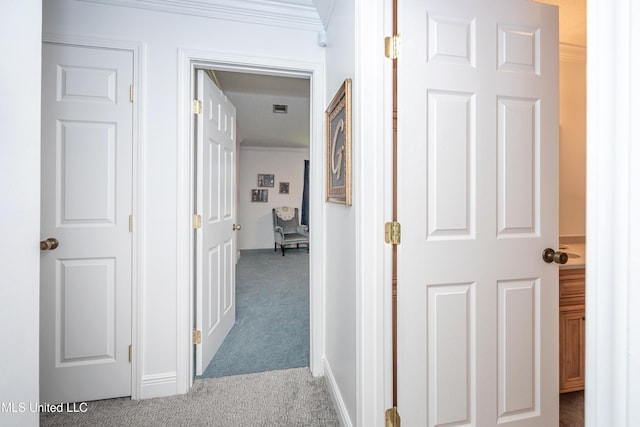 10001 Echo Glen Dr, Moss Point, MS 39562 - hall featuring carpet floors and ornamental molding