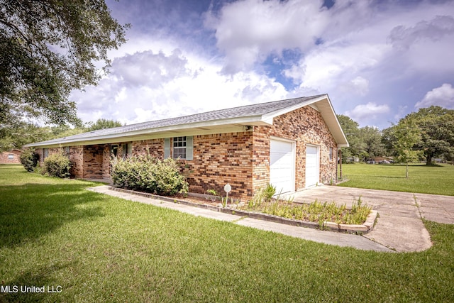 10001 Echo Glen Dr, Moss Point, MS 39562 - single story home with a front yard, brick siding, and driveway
