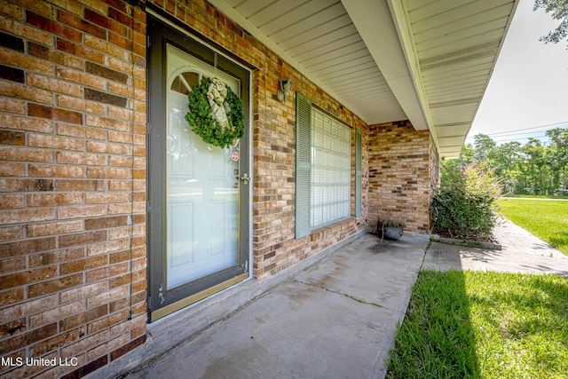 10001 Echo Glen Dr, Moss Point, MS 39562 - property entrance with brick siding and covered porch