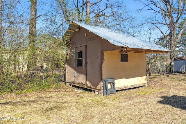 310 Lafayette St, Senatobia, MS 38668 - view of shed with fence