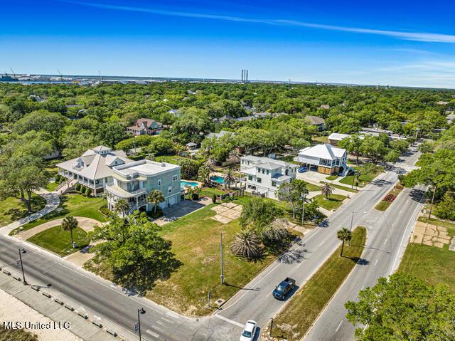 2117 Seneca Ave, Pascagoula, MS 39567