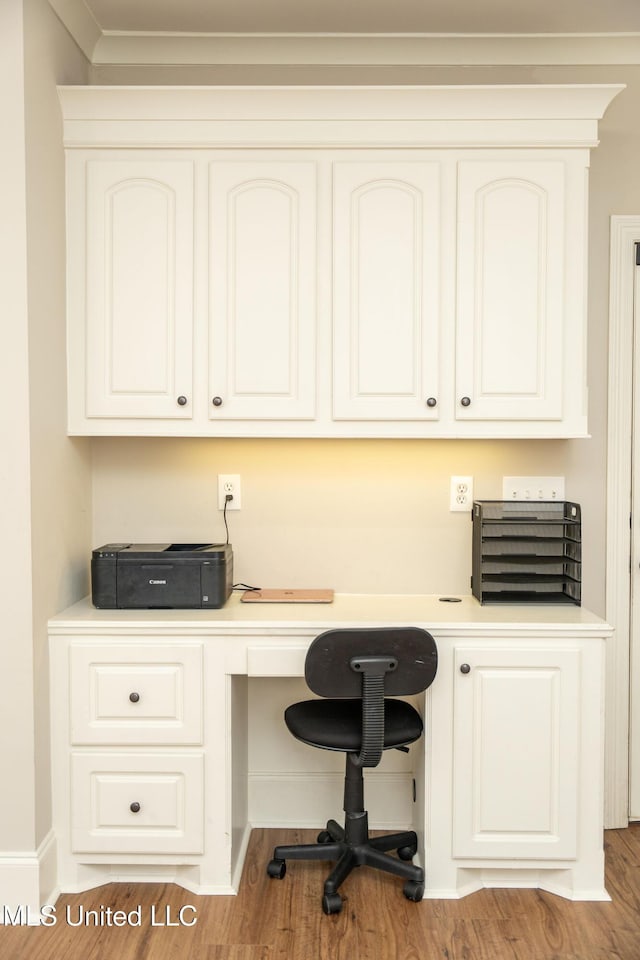 105 Bridgeton Way, Canton, MS 39046 - office with built in study area and wood finished floors