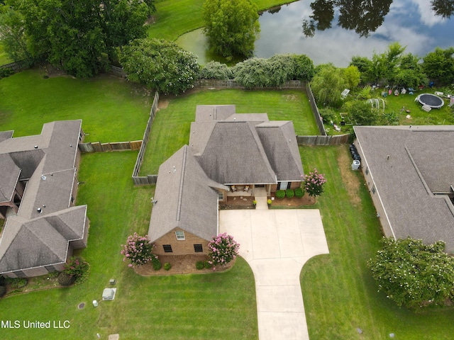 105 Bridgeton Way, Canton, MS 39046 - aerial view of property and surrounding area featuring a nearby body of water