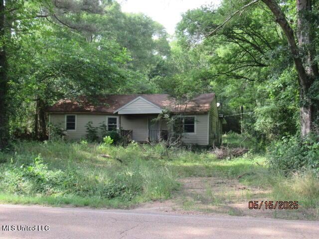 1104 Mccluer Rd, Jackson, MS 39212 - view of ranch-style house