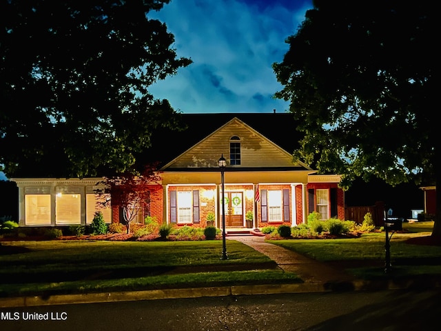 6507 Shenandoah Ln, Olive Branch, MS 38654 - view of front of house with brick siding and a front yard
