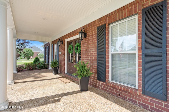 6507 Shenandoah Ln, Olive Branch, MS 38654 - view of patio with covered porch