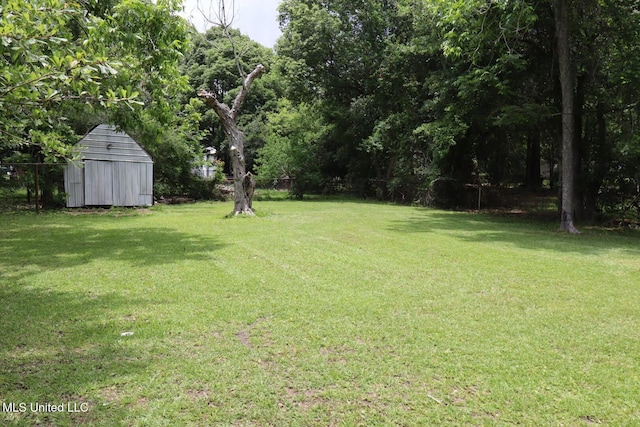 2411 14th St, Pascagoula, MS 39567 - view of grassy yard