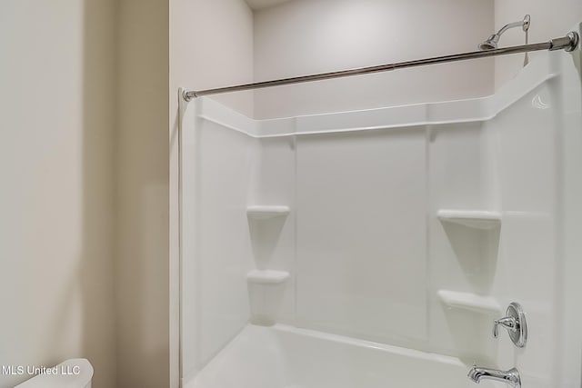 6253 Sandhill Cv, Ocean Springs, MS 39564 - full bathroom featuring bathtub / shower combination