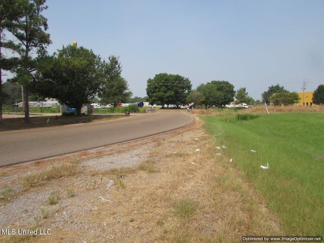 Feather Ln, Canton, MS 39046