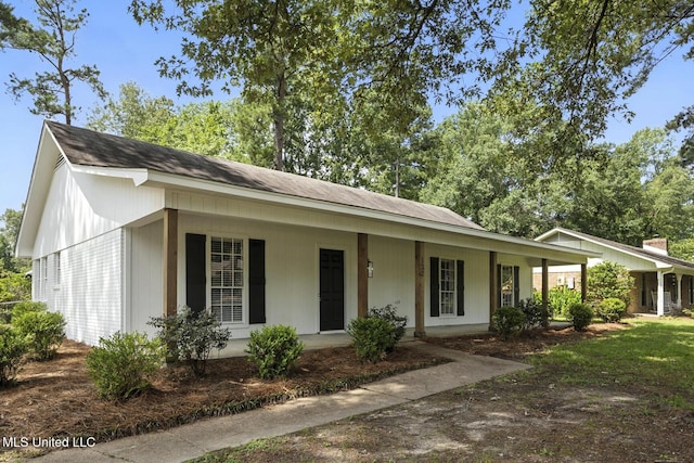 132 Bent Creek Dr, Brandon, MS 39047 - view of front of home featuring a porch