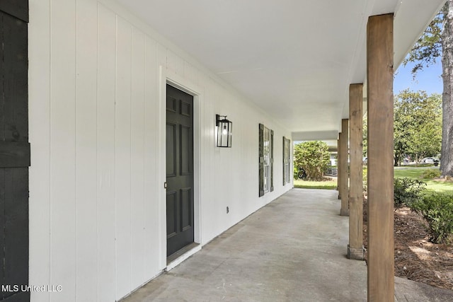 132 Bent Creek Dr, Brandon, MS 39047 - view of covered porch