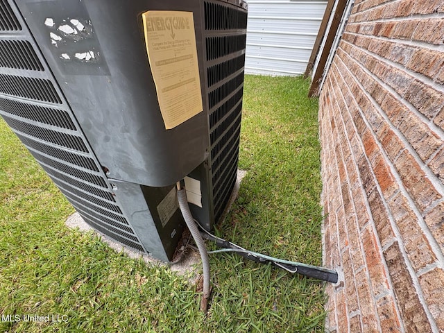 710 Beyer Dr, Bay Saint Louis, MS 39520 - details with central AC