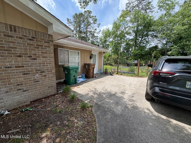 710 Beyer Dr, Bay Saint Louis, MS 39520 - exterior space with driveway