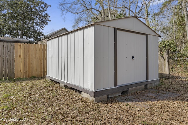 view of outbuilding