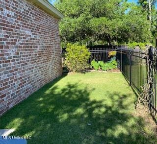 3808 Acadian Village Dr, Ocean Springs, MS 39564 - view of yard